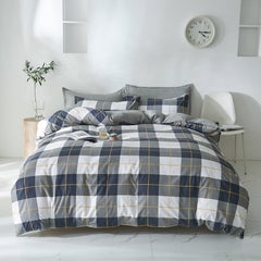 Buy 4-Pieces King Size Active Printed Style Bedding Set Polyester Multicolour in Saudi Arabia