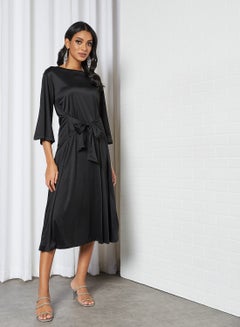 Buy Basic Front Tie Maxi Dress Black in UAE