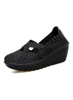 Buy Round Toe Wedge Heel Sandals Black in UAE