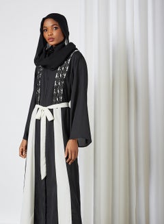 Buy Colourblock Panel Georgette Abaya Black in Saudi Arabia