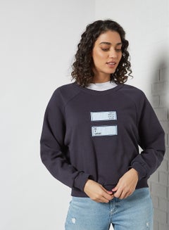 Buy Graphic Front Sweatshirt Navy in UAE