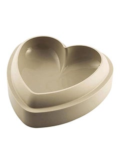 Buy 3D Heart Cake Mold Brown 1.52Liters in Saudi Arabia