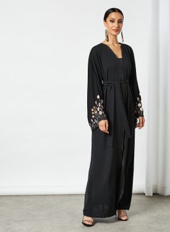 Buy Traditional Embroidery Long Sleeve Abaya Black in UAE