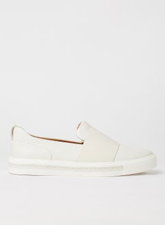 clarks un maui step white