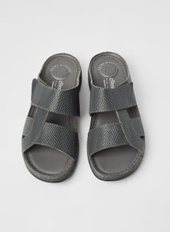 Buy Textured Flat Sandals Grey in UAE