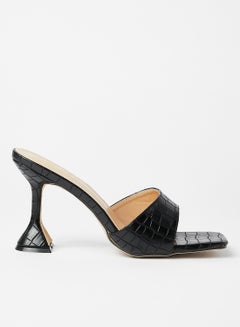 Buy Textured Heel Sandals Black in Saudi Arabia