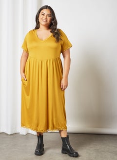 اشتري Curve Lace Trim Midi Dress مستردة في السعودية