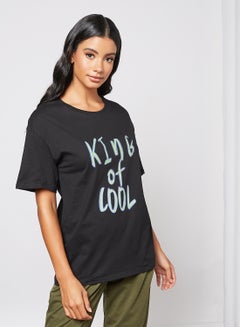 Buy Graphic Print Knit T-Shirt Black in UAE