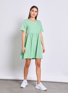 اشتري فستان كاجوال أساسي بأكمام قصيرة وطول يصل إلى الركبة وتصميم سادة للنساء أخضر في الامارات