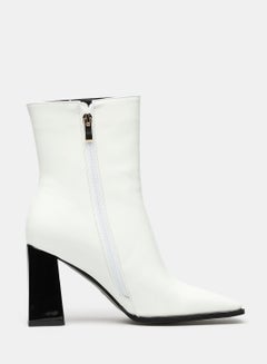 Buy Full Zip Chelsea Boots White/Black in UAE