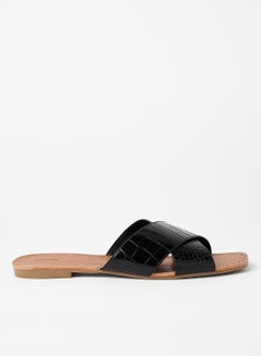 Buy Croc Effect Flat Sandals Black in Saudi Arabia