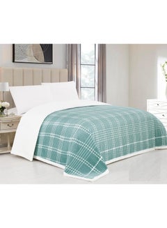 Buy Soft Blanket Velvet Mint Green/White King Size 200x220 in Saudi Arabia