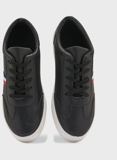 Buy Men's Casual Sneakers Black in Saudi Arabia