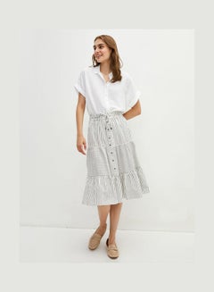 Buy Classic Women's Elastic Waist Striped Poplin Skirt White in Saudi Arabia