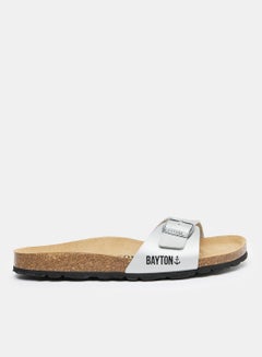 اشتري Zephyr Flat Sandals Silver في السعودية