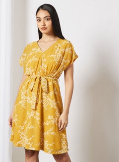 اشتري Casual Stylish Wrap Dress Mini With A Belt Yellow في السعودية