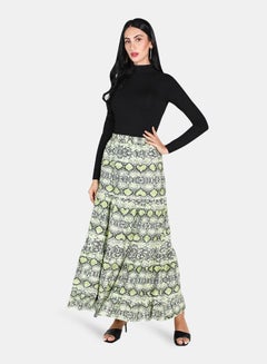 اشتري تنورة كاجوال باطراف محبوكة أخضر / أبيض / أسود في السعودية