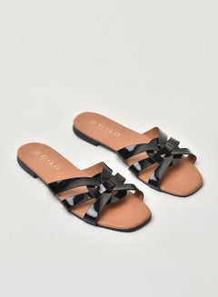 Buy Criss-Cross Strap Flat Sandals Black in Saudi Arabia