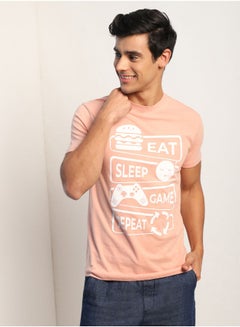 Buy Men casual slim fit front game graphic printed T-shirt Pink/White in Saudi Arabia