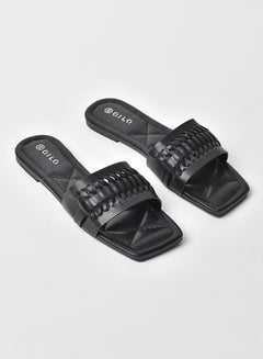 Buy Quilted Pattern Broad Strap Flat Sandals Black in UAE