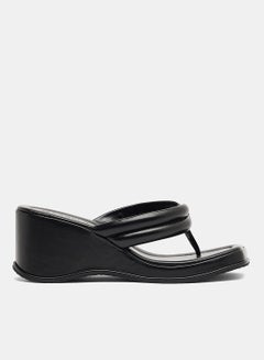 Buy Quilted Wedge Heel Sandals Black in UAE