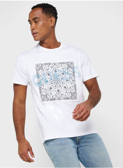 اشتري Graphic Crew Neck T-Shirt في السعودية