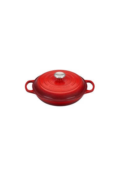 اشتري Le Creuset Signature Cerise Cast Iron 26cm Shallow Casserole في السعودية