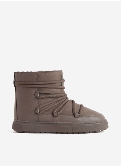 اشتري Laced Padded Boots في السعودية