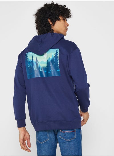 اشتري Nature Hoodie في الامارات