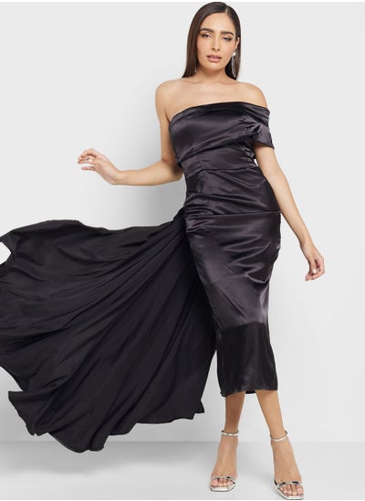 Buy Off Shoulder Dress With Trail in Saudi Arabia