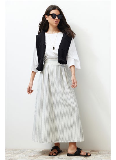 اشتري Ecru Striped Linen Look Woven Skirt with Pocket Detail في مصر