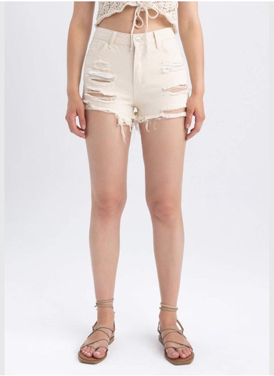 اشتري Woman Denim Short في الامارات