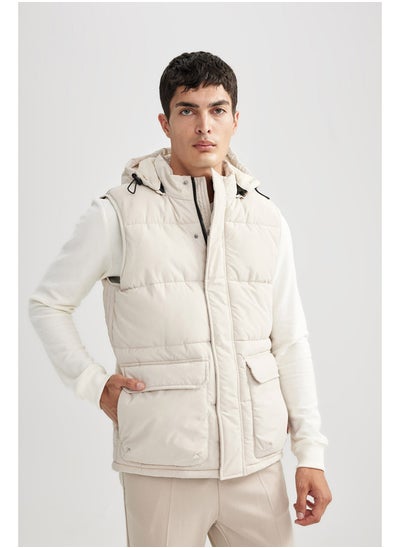 Buy Man Regular Fit Hooded Vest in Egypt