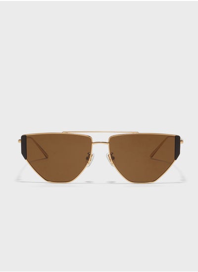 اشتري Gardena Cateye Sunglasses في الامارات