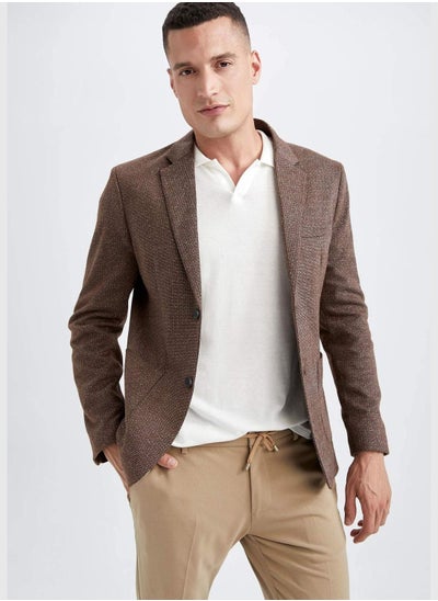 Buy Man Modern Fit Blazer in Saudi Arabia