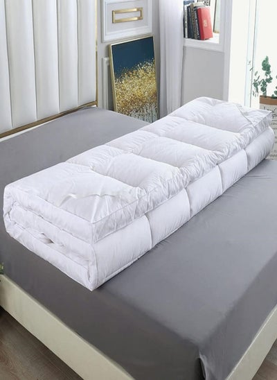 اشتري Mattress Topper 10cm Thick with 4 Corner Elastic Strap 180x200cm في الامارات