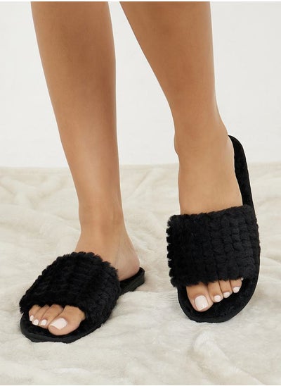 اشتري Ribbed Strap Bedroom Slippers في السعودية