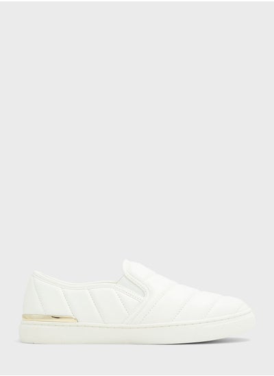 اشتري Julianne Plain Low Top Sneakers في السعودية