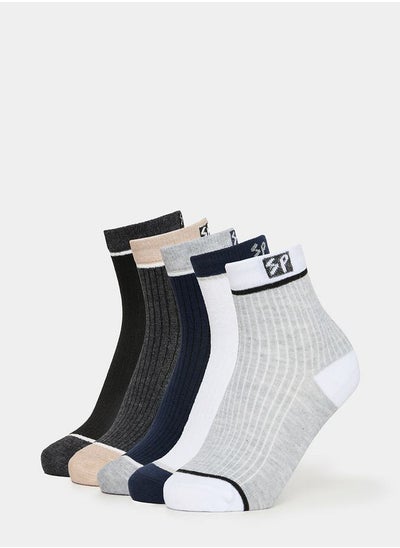 اشتري Pack of 5 - Embroidered Patch Ribbed Detail Crew Socks في السعودية