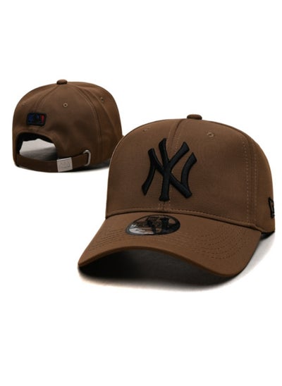 اشتري Baseball Hat Embracing the Latest Trends في السعودية