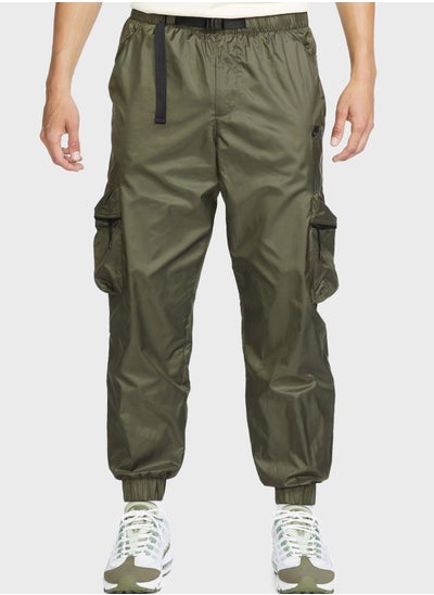 اشتري Tech Woven Cargo Pants في السعودية