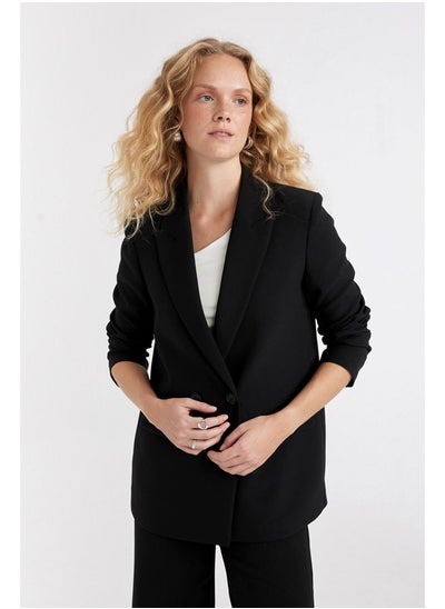 اشتري Woman Smart Casual Oversize Fit Blazer Collar Long Sleeve Blazer في مصر