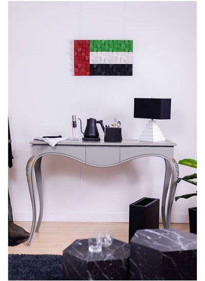 اشتري Wooden Emirati Flag Wall Art في مصر