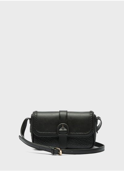 اشتري Chain Detailed Crossbody في الامارات