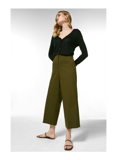 اشتري Essential Techno Woven Wide Leg Trouser في الامارات