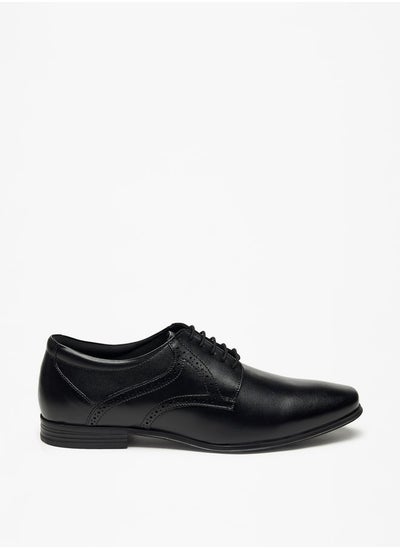 اشتري Men Solid Lace-Up Derby Shoes في الامارات