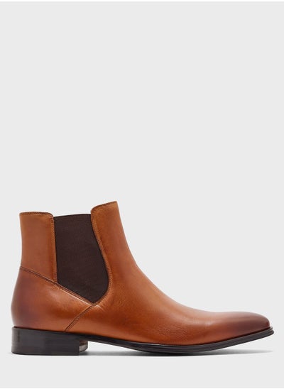 اشتري Heaton Essential Chelsea Boots في الامارات