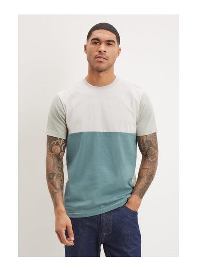 اشتري Regular Fit Chest Colour Block T-shirt في الامارات