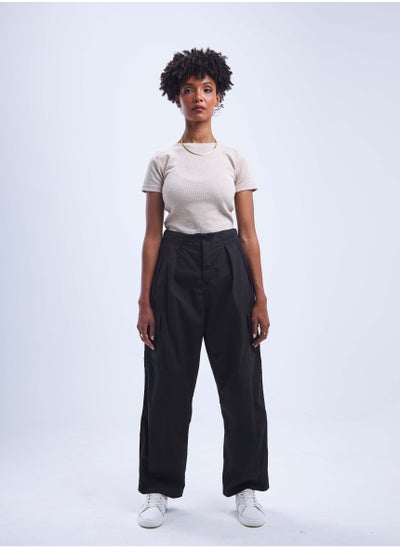 اشتري High-Waist Black Cargo Trousers. في السعودية