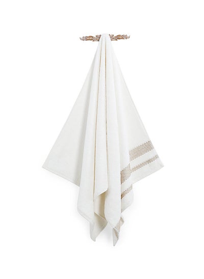 اشتري Willow Bath Towel, Off White - 500 GSM, 70x140 cm في الامارات